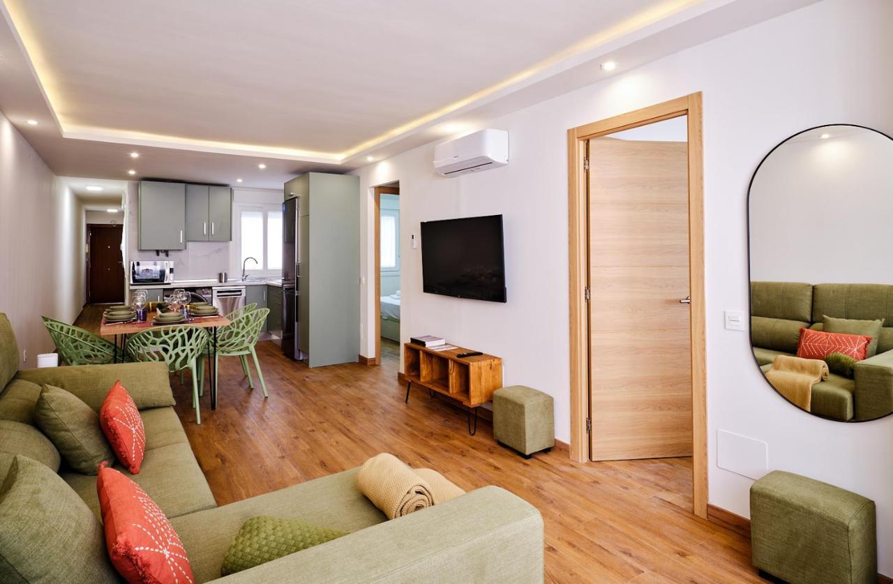 Leo Home- Bright & Centric 3 Bedrooms Apartment With Private Parking Included Малага Экстерьер фото