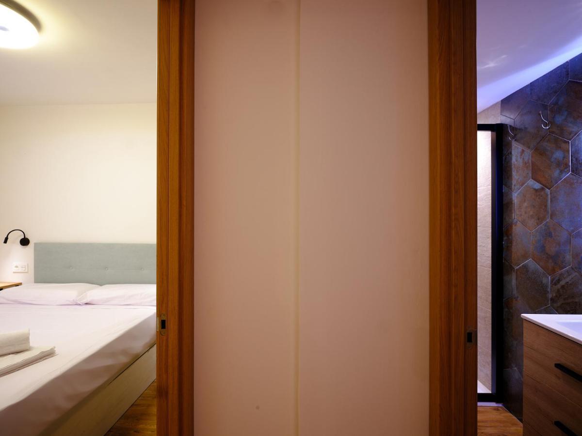 Leo Home- Bright & Centric 3 Bedrooms Apartment With Private Parking Included Малага Экстерьер фото