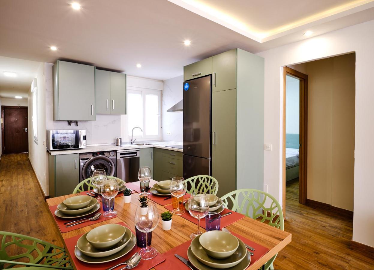 Leo Home- Bright & Centric 3 Bedrooms Apartment With Private Parking Included Малага Экстерьер фото