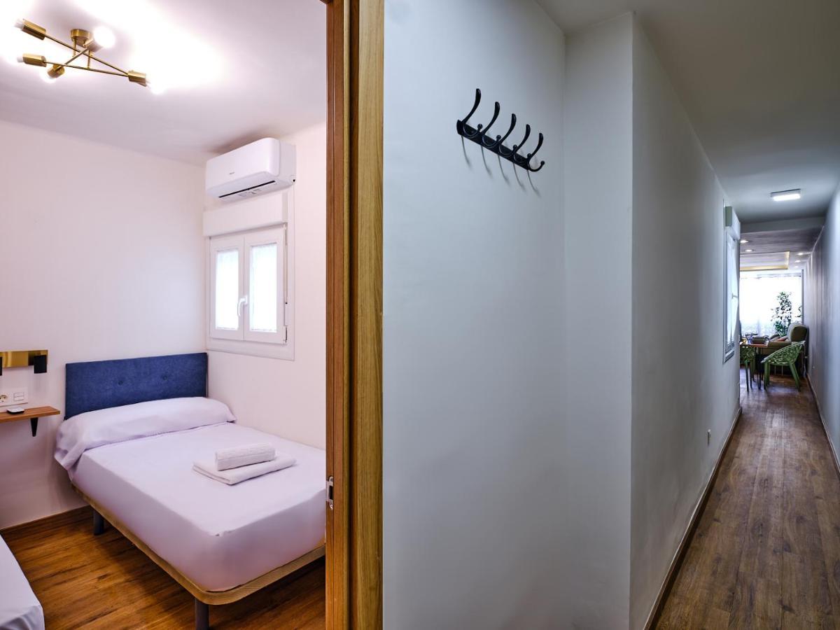 Leo Home- Bright & Centric 3 Bedrooms Apartment With Private Parking Included Малага Экстерьер фото